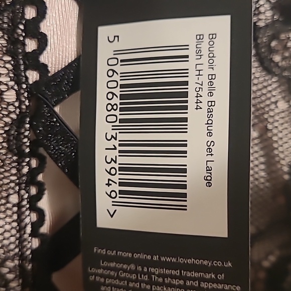 Love honey Lingerie - Picture 3 of 4